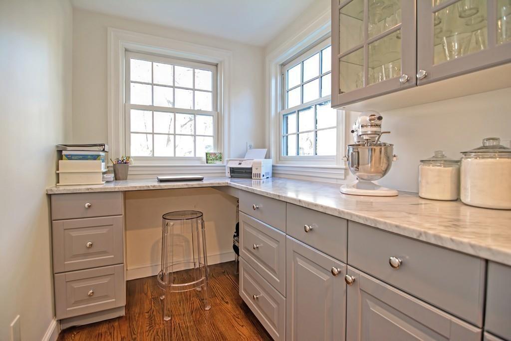 2 Auburn Road Wellesley, MA 02481 - Photo 21 of 42