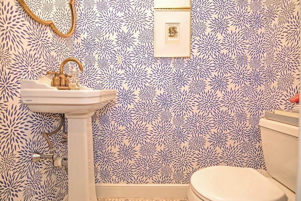 2 Auburn Road Wellesley, MA 02481 - Photo 23 of 42