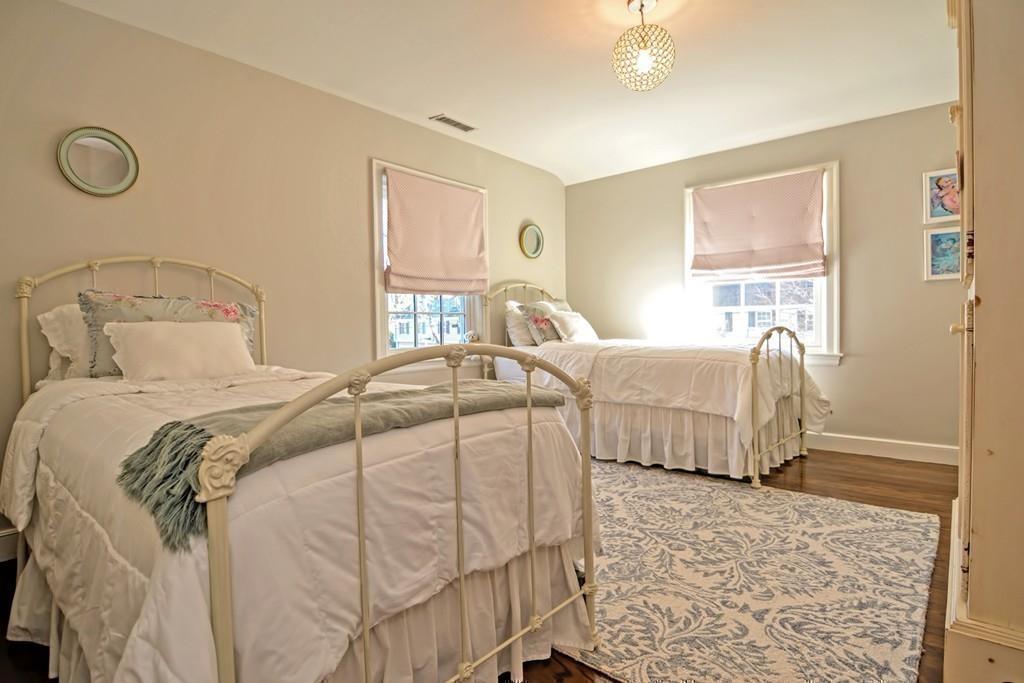 2 Auburn Road Wellesley, MA 02481 - Photo 31 of 42
