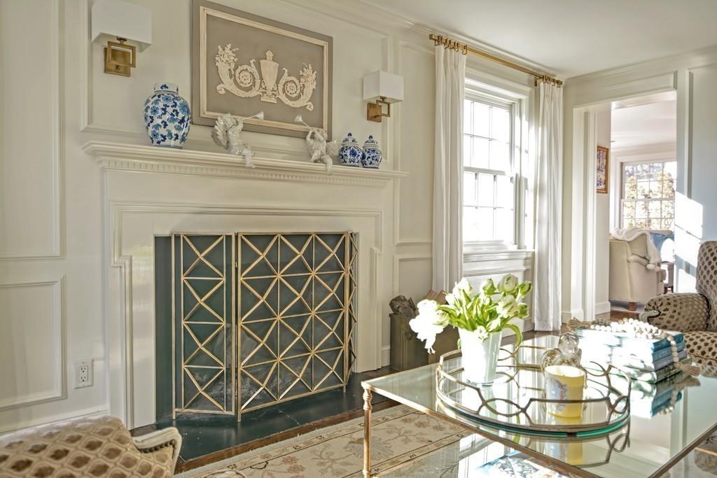 2 Auburn Road Wellesley, MA 02481 - Photo 4 of 42