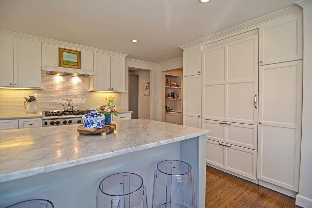 2 Auburn Road Wellesley, MA 02481 - Photo 10 of 42