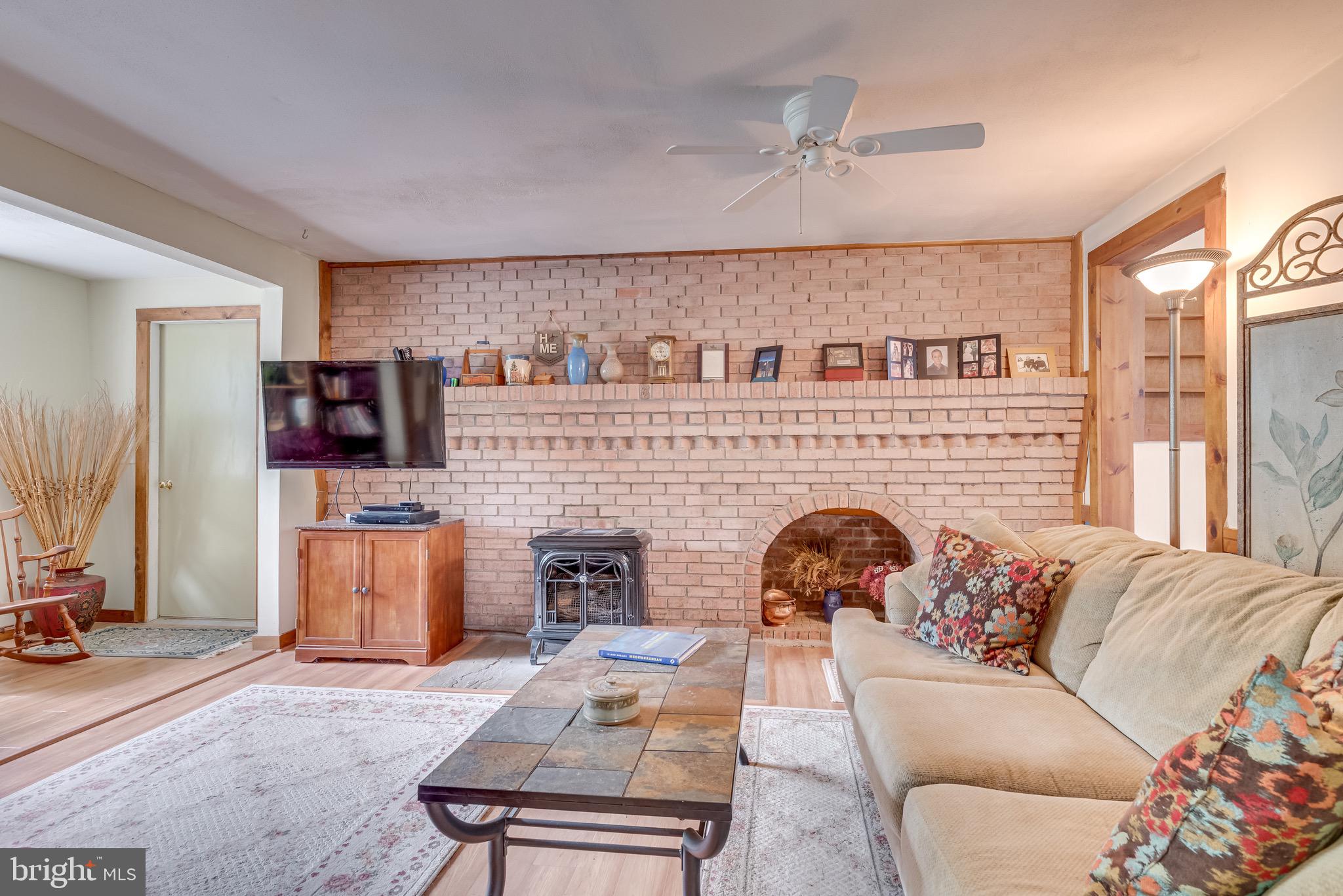 6735 Scrabble Road Shepherdstown, WV 25443 - Photo 12 of 79 Gallery Image 12