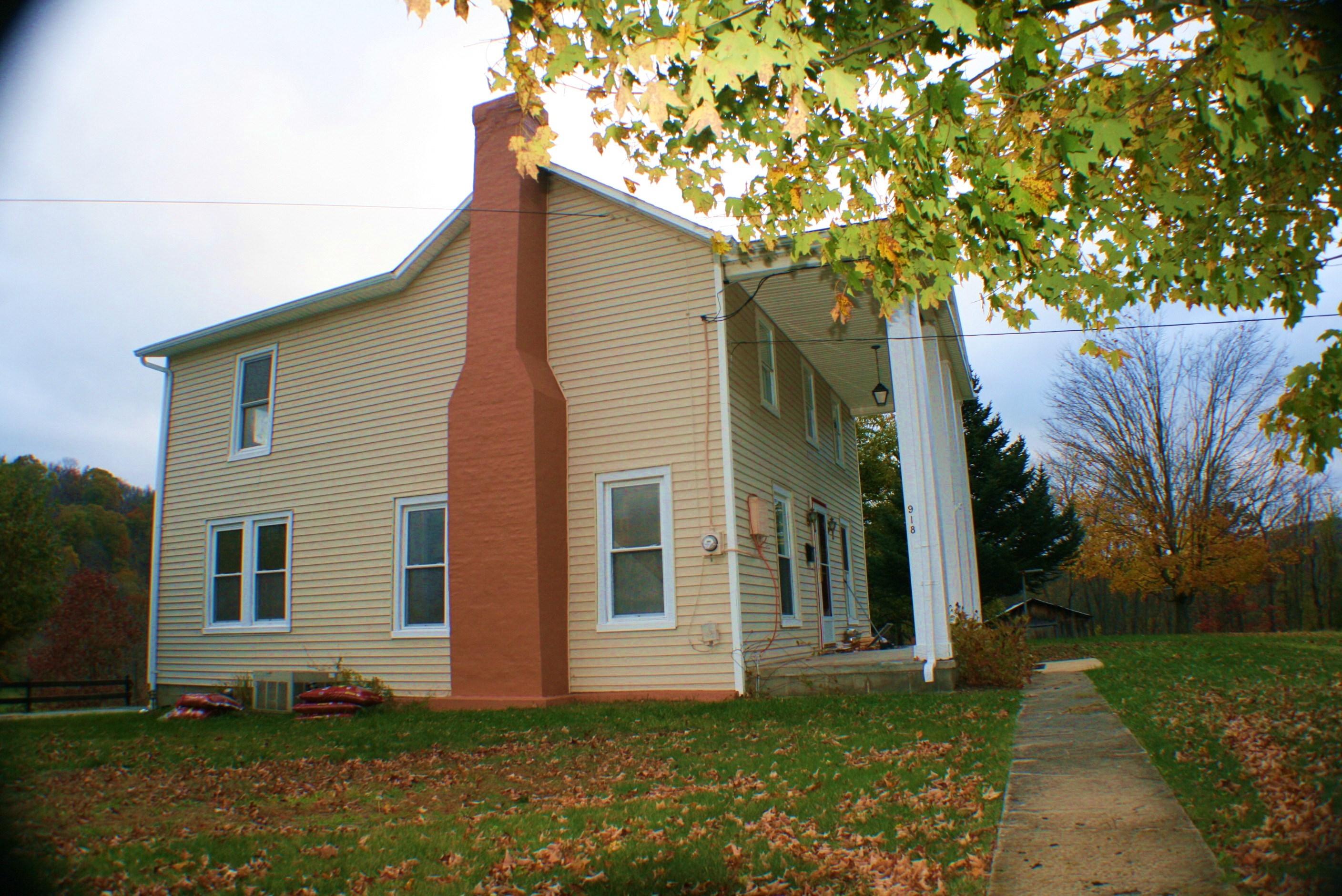 918 Matthews Road Ronceverte, WV 24970 - Photo 2 of 19 Gallery Image 2
