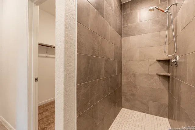 $1,995 | 2425 Vesper Bend, New Braunfels, TX 78130