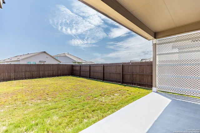 $1,995 | 2425 Vesper Bend, New Braunfels, TX 78130