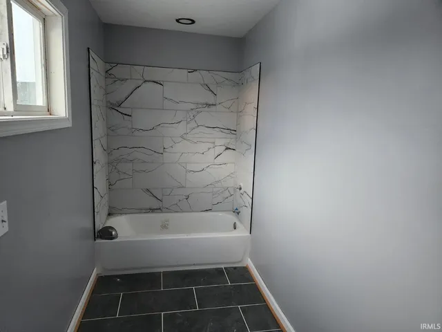 $69,900 | 512 South Gallatin Street, Marion, IN 46953