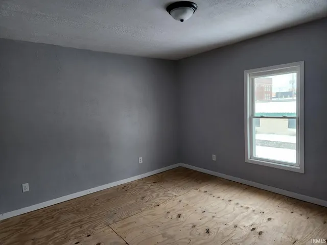 $69,900 | 512 South Gallatin Street, Marion, IN 46953