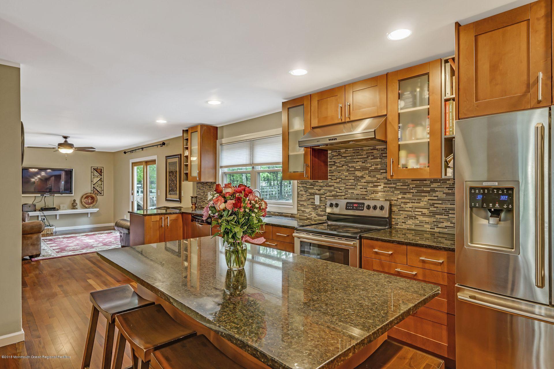 355 Chandler Road Jackson, NJ 08527 - Photo 12 of 26 19