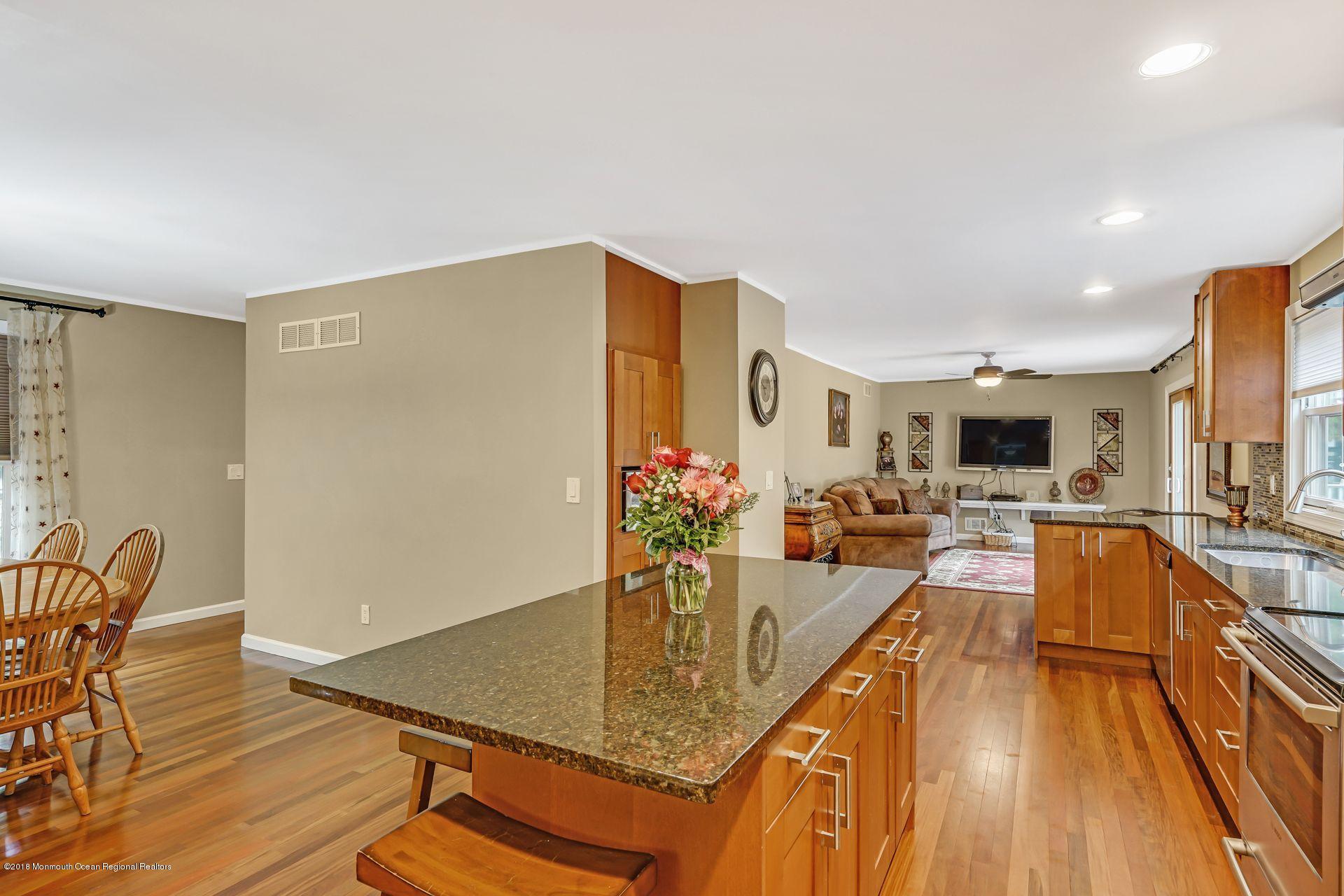 355 Chandler Road Jackson, NJ 08527 - Photo 13 of 26 20
