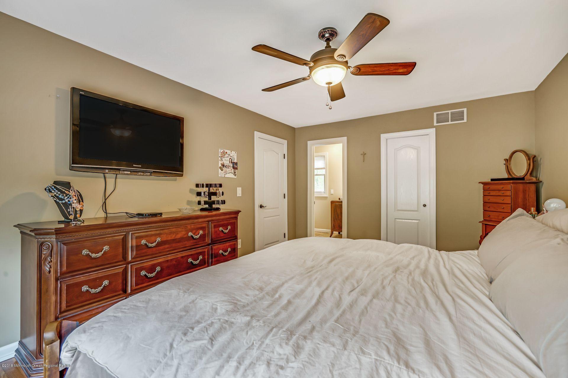 355 Chandler Road Jackson, NJ 08527 - Photo 22 of 26 29