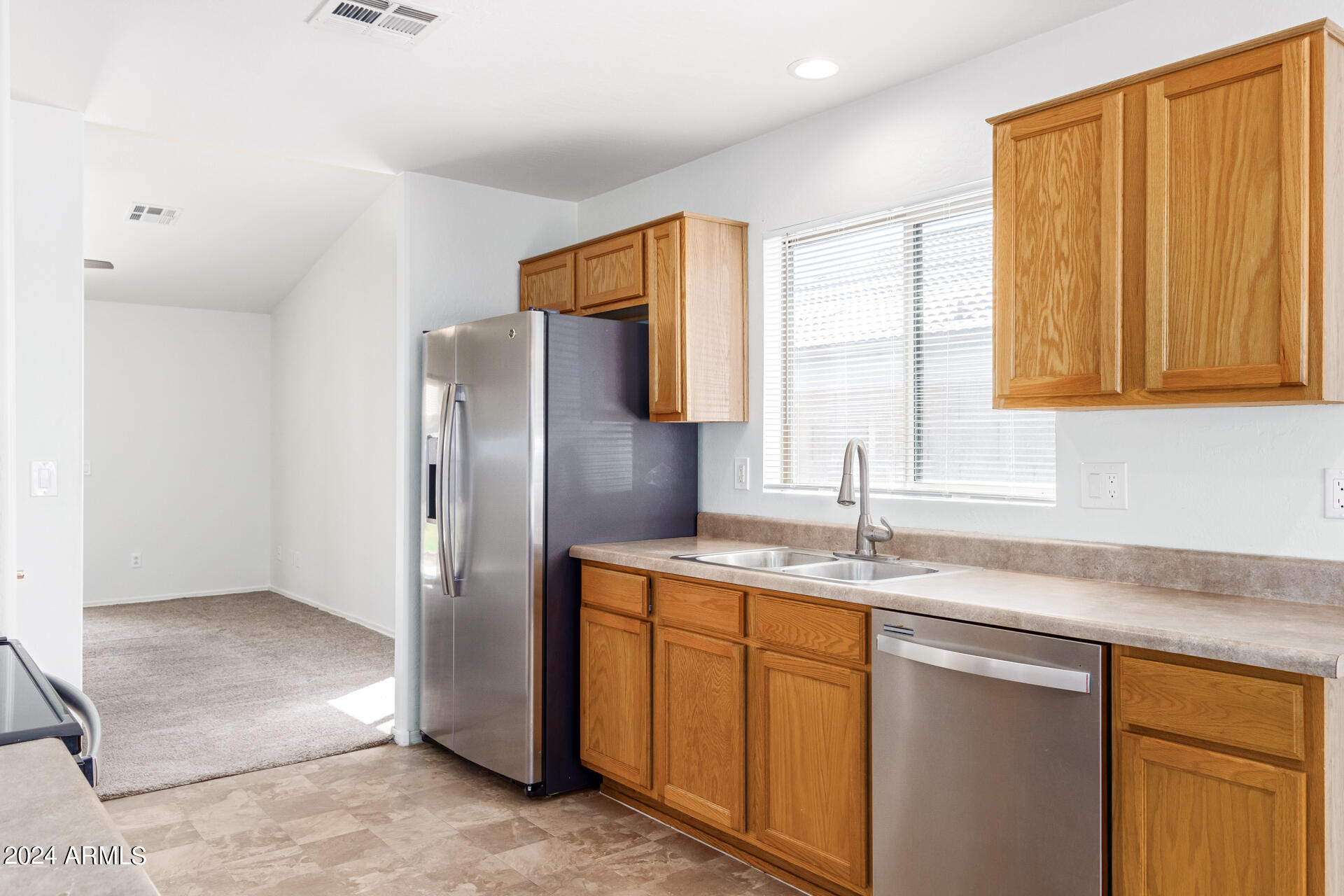1205 West Darrel Road Phoenix, AZ 85041 - Photo 9 of 27 0012-09 - Darrel