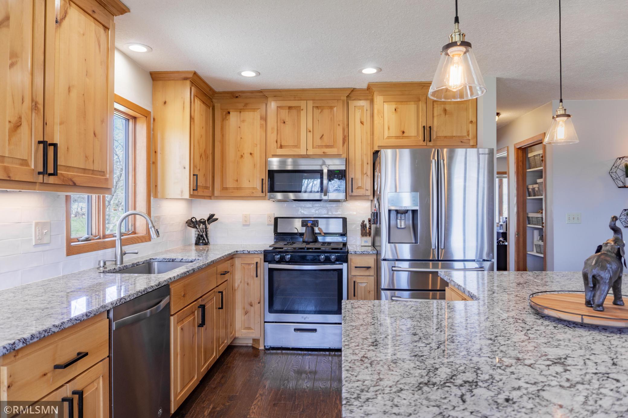 101 West Ridge Road Mayer, MN 55360 - Photo 8 of 58 Gallery Image 8