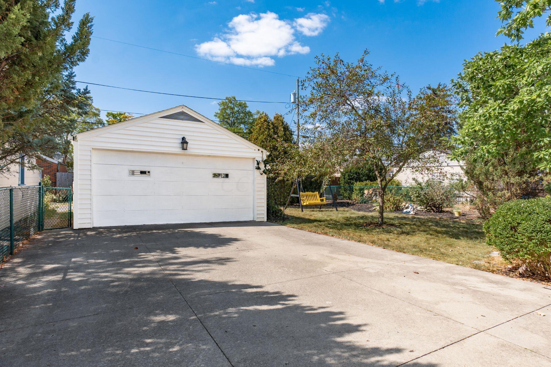 979 Vernon Road Bexley, OH 43209 - Photo 40 of 45 034_on Rd Bexley OH 43209 USA