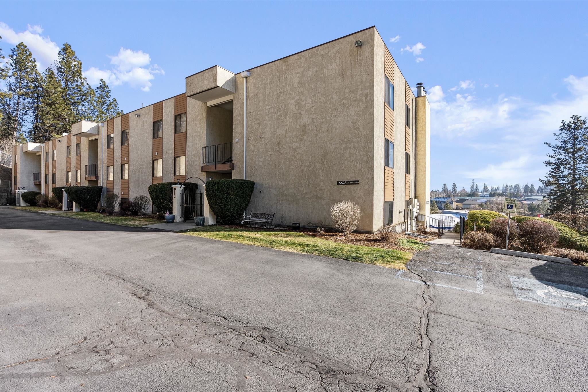 6625 North Austin Road, Unit 101 Spokane, WA 99208 - Photo 2 of 40 Gallery Image 2