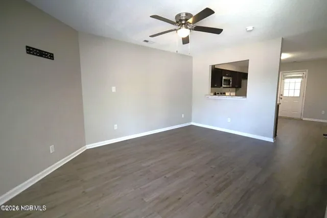 $1,300 | 894 West Pueblo Drive, Jacksonville, NC 28546