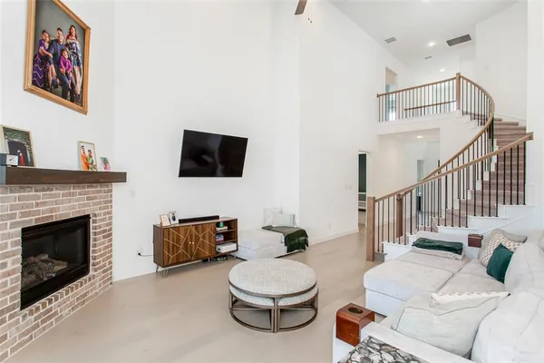 $4,200 | 1812 Eric Metzger Way, Flower Mound, TX 75028