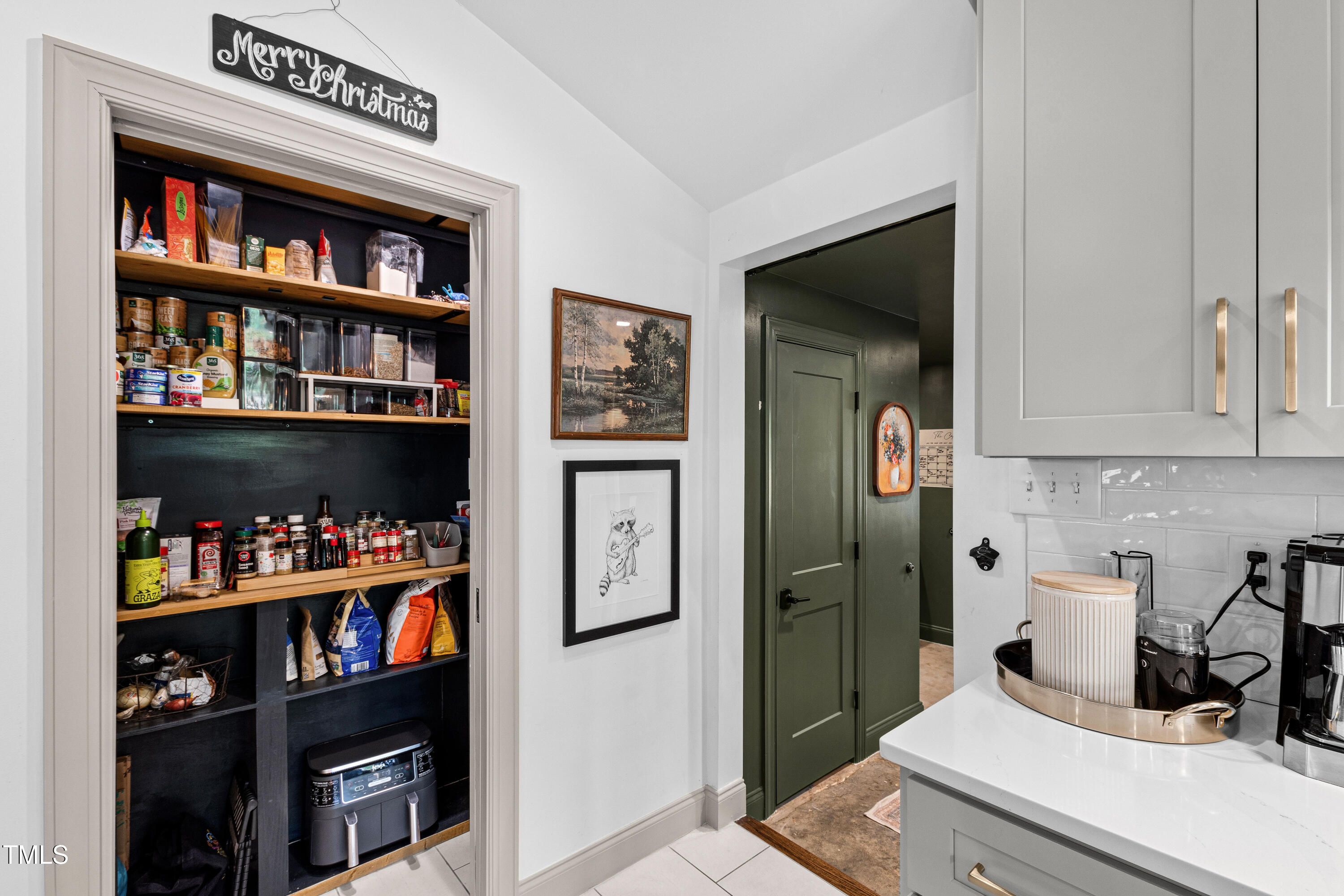 3416 Wade Avenue Raleigh, NC 27607 - Photo 16 of 51 Wade-66