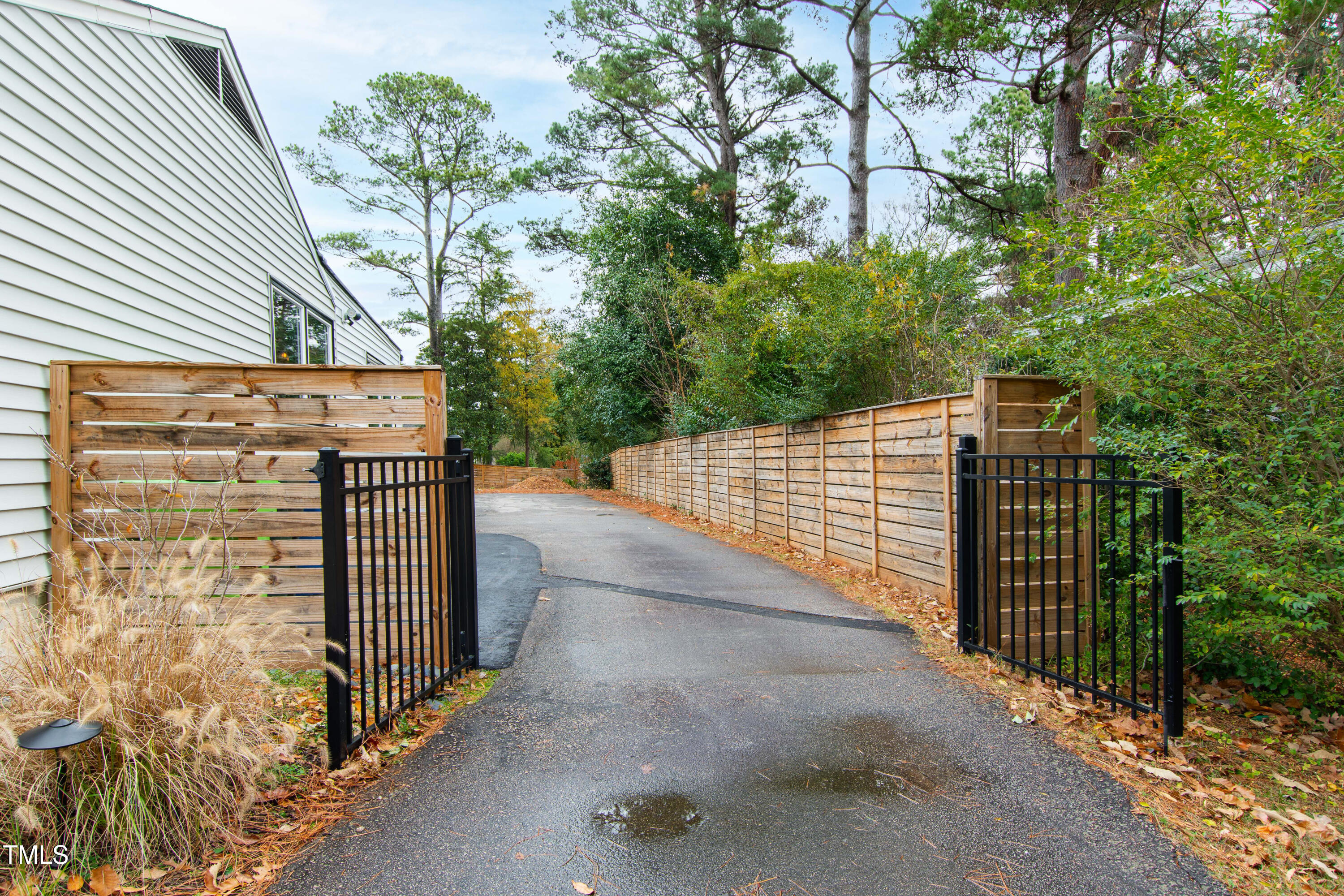 3416 Wade Avenue Raleigh, NC 27607 - Photo 49 of 51 Wade Av (11)