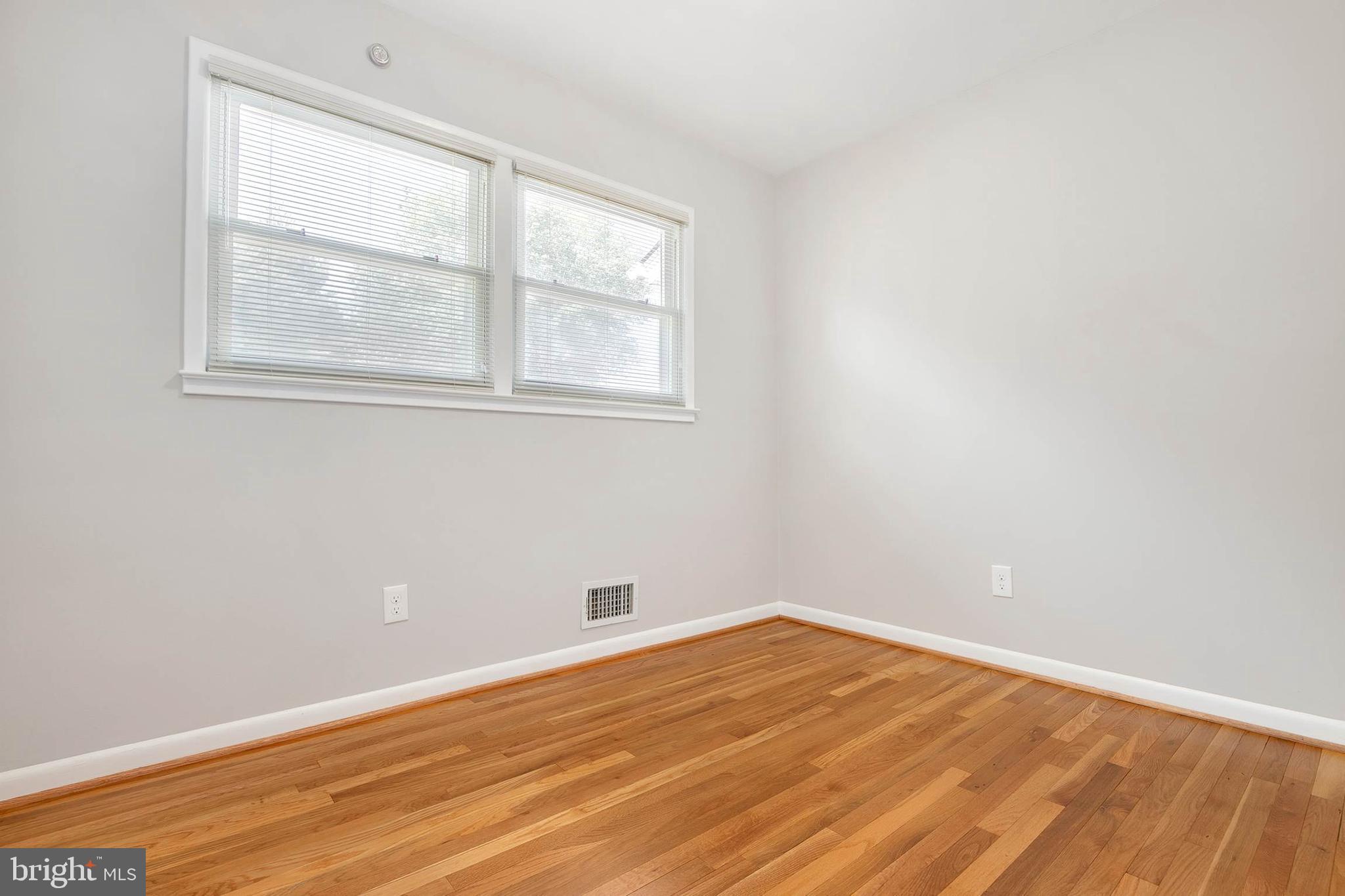 4208 Waller Road Fairfax, VA 22032 - Photo 29 of 33