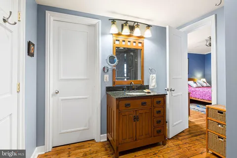 $649,900 | 313-315 North 3rd Street, Unit 5A, Philadelphia, PA 19106