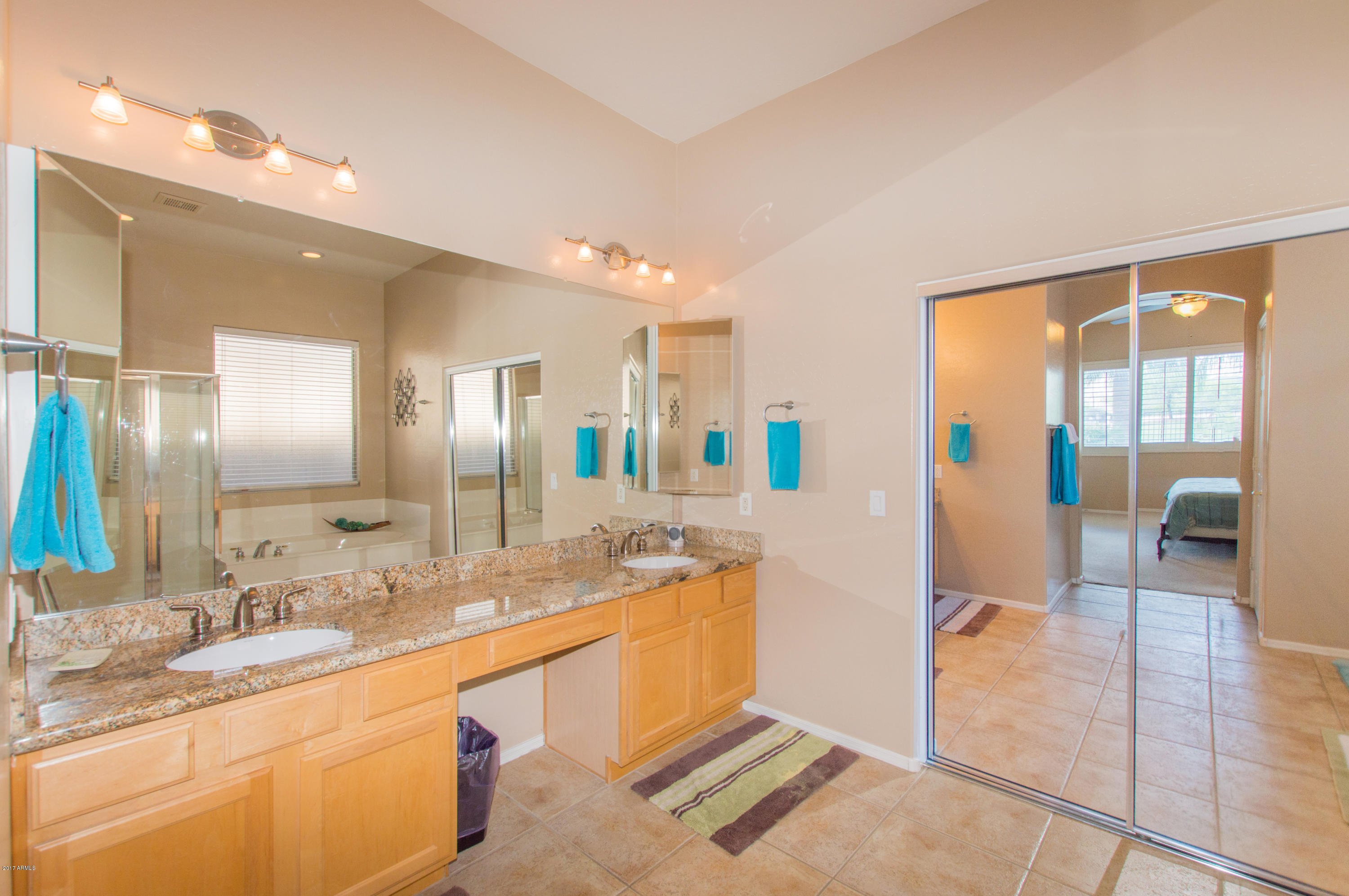 2625 East Fremont Road Phoenix, AZ 85042 - Photo 14 of 38