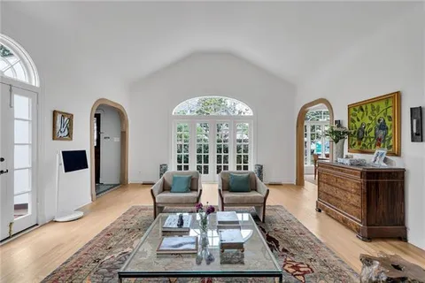 $1,425,000 | 201 Bellaire Drive, New Orleans, LA 70124