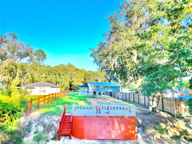 $300,000 | 1506 Southeast 4th Avenue, Melrose, FL 32666