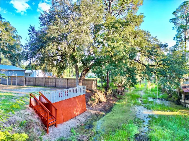 $300,000 | 1506 Southeast 4th Avenue, Melrose, FL 32666