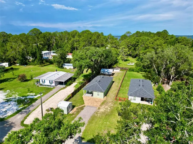 $300,000 | 1506 Southeast 4th Avenue, Melrose, FL 32666