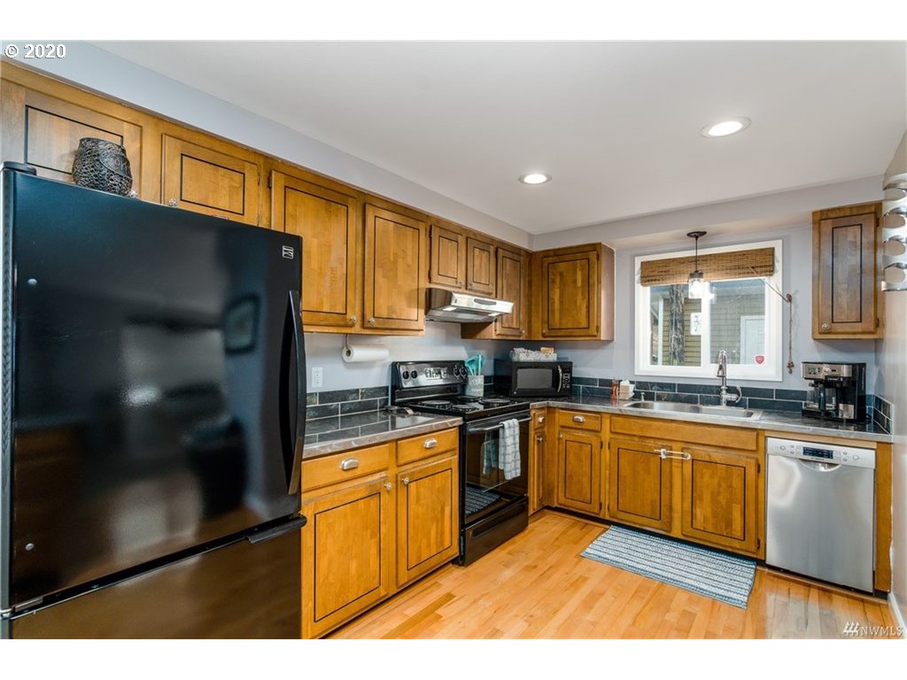 6203 Willow Grove Road Longview, WA 98632 - Photo 7 of 30
