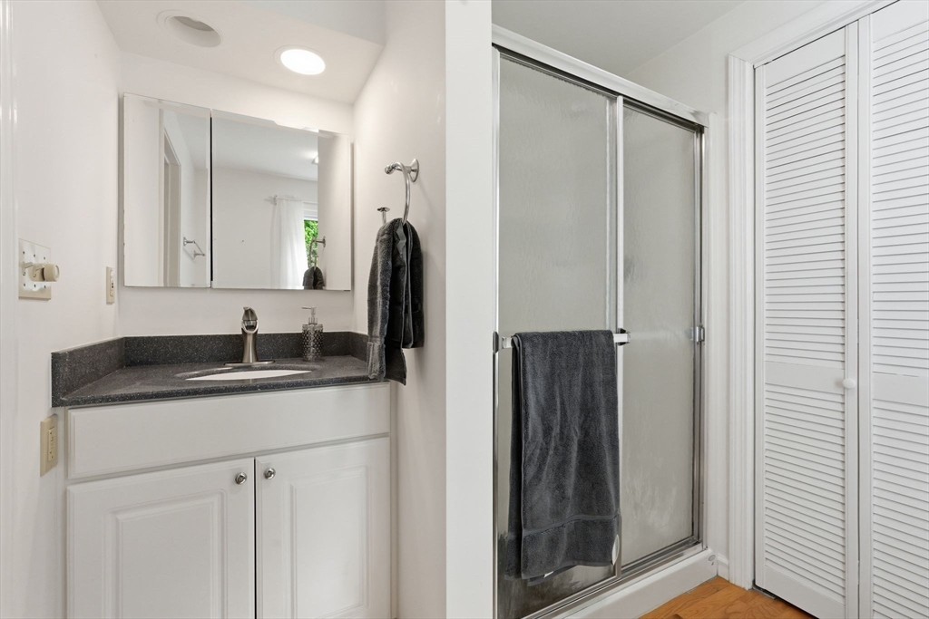 87 Logtown Road Amherst, MA 01002 - Photo 24 of 41
