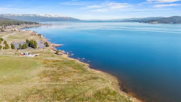 $1,395,000 | 44 Pats Lane, Unit 43 44 45 46 & 47, Cascade, ID 83611