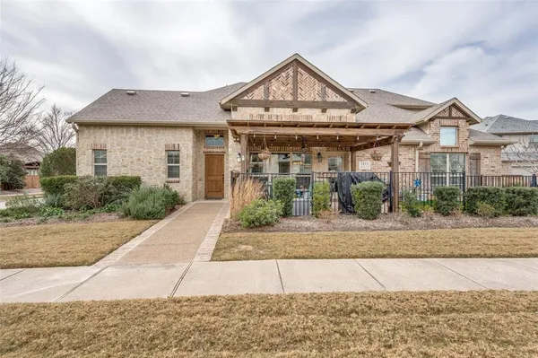 $460,000 | 1023 Birds Fort Trail, Arlington, TX 76005