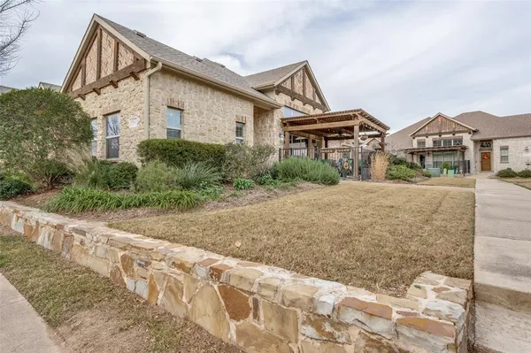 $460,000 | 1023 Birds Fort Trail, Arlington, TX 76005