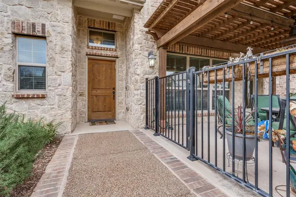$460,000 | 1023 Birds Fort Trail, Arlington, TX 76005