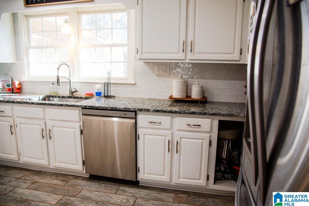 1822 Pleasant Ridge Drive Sylacauga, AL 35150 - Photo 4 of 36