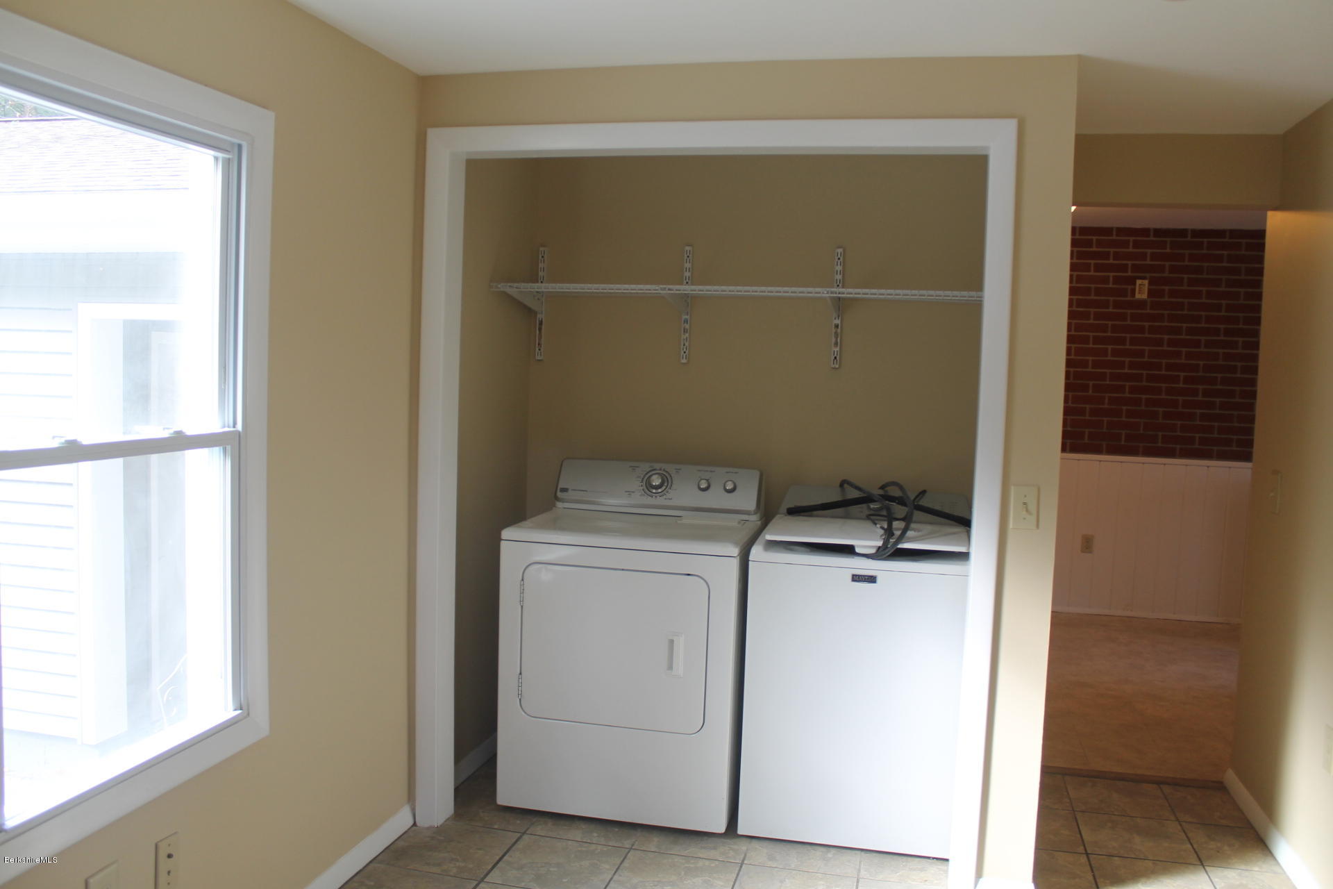 986 Middle Road Clarksburg, MA 01247 - Photo 11 of 20 a utility room with dryer and washer