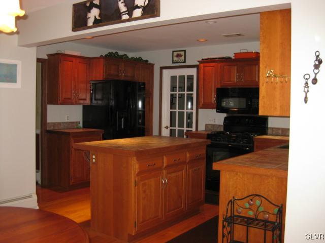 52 Johnson Road Bangor, PA 18013 - Photo 8 of 38 Gallery Image 8