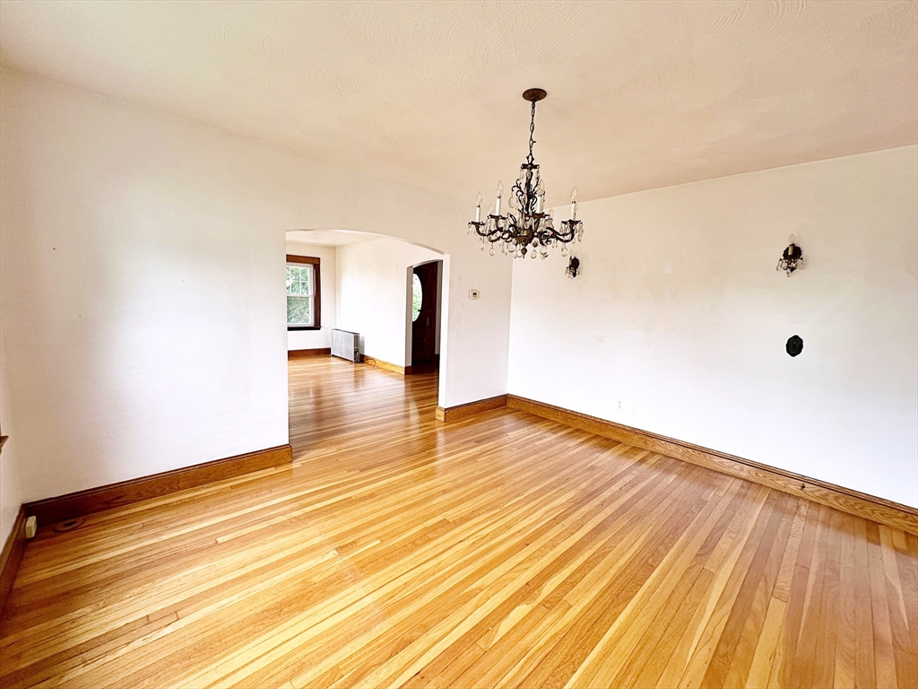 11 Puritan Road Somerville, MA 02145 - Photo 14 of 33