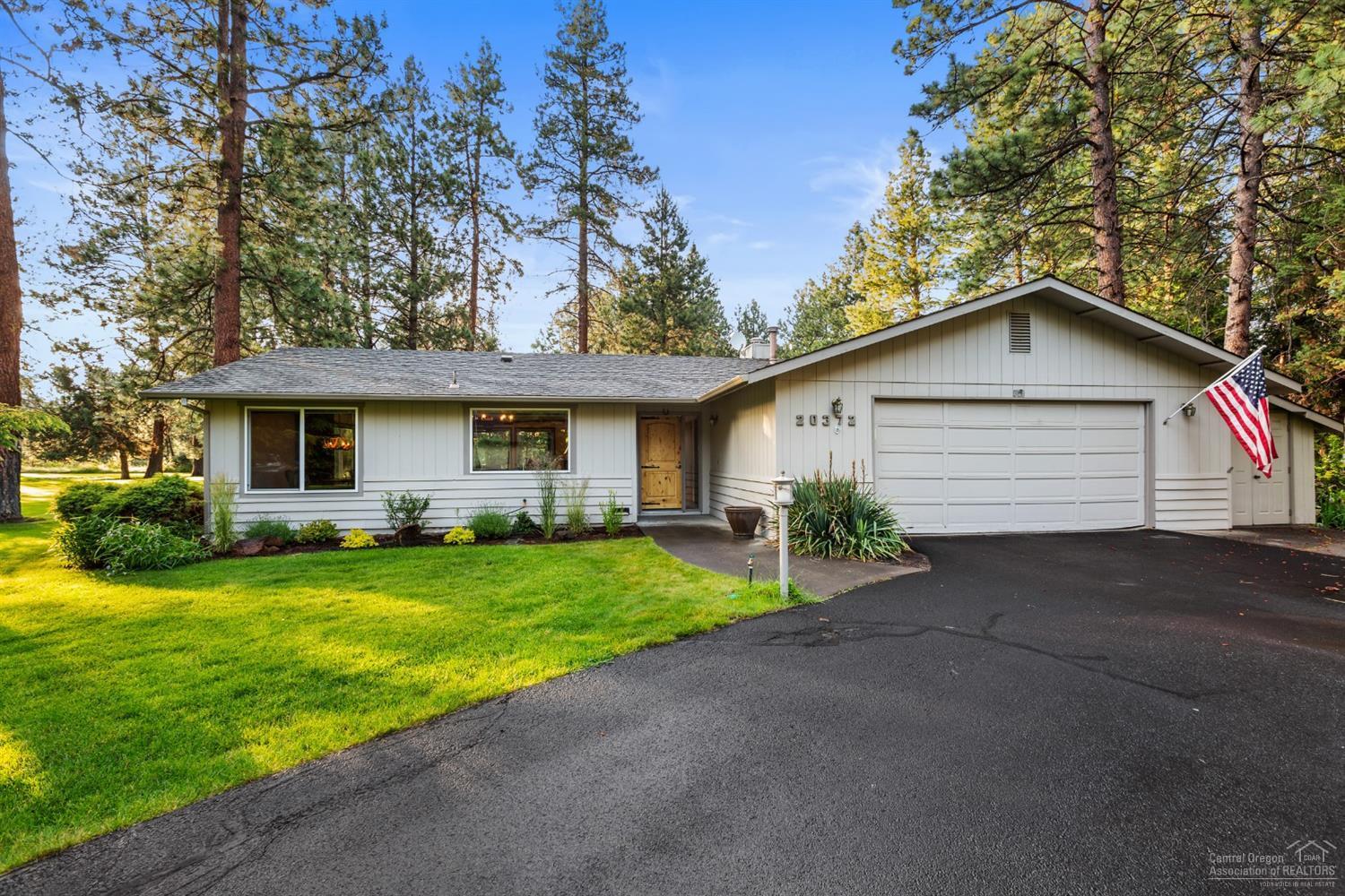 20372 Strawline Road Bend, OR 97702 - Photo 2 of 23 Additional Photo