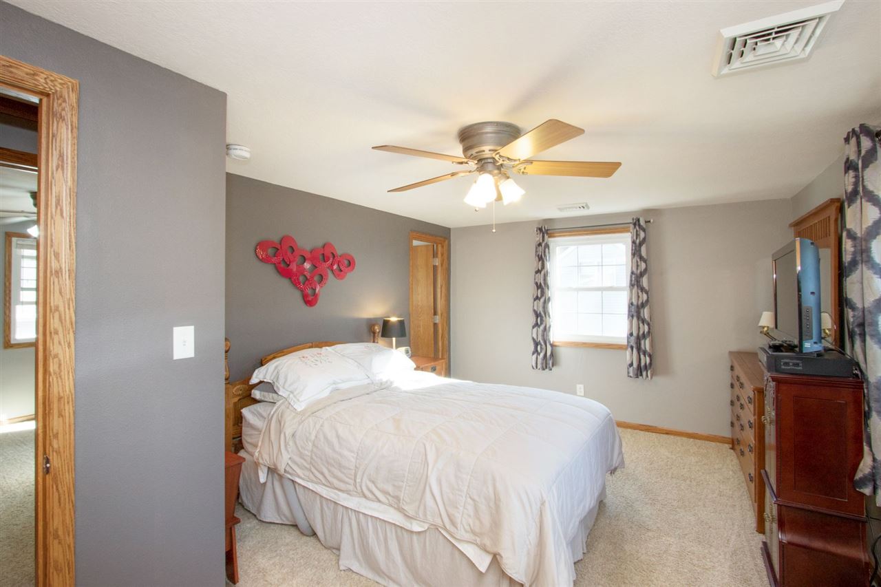 3367 Midway Road Marion, IA 52302 - Photo 23 of 35 Gallery Image 23