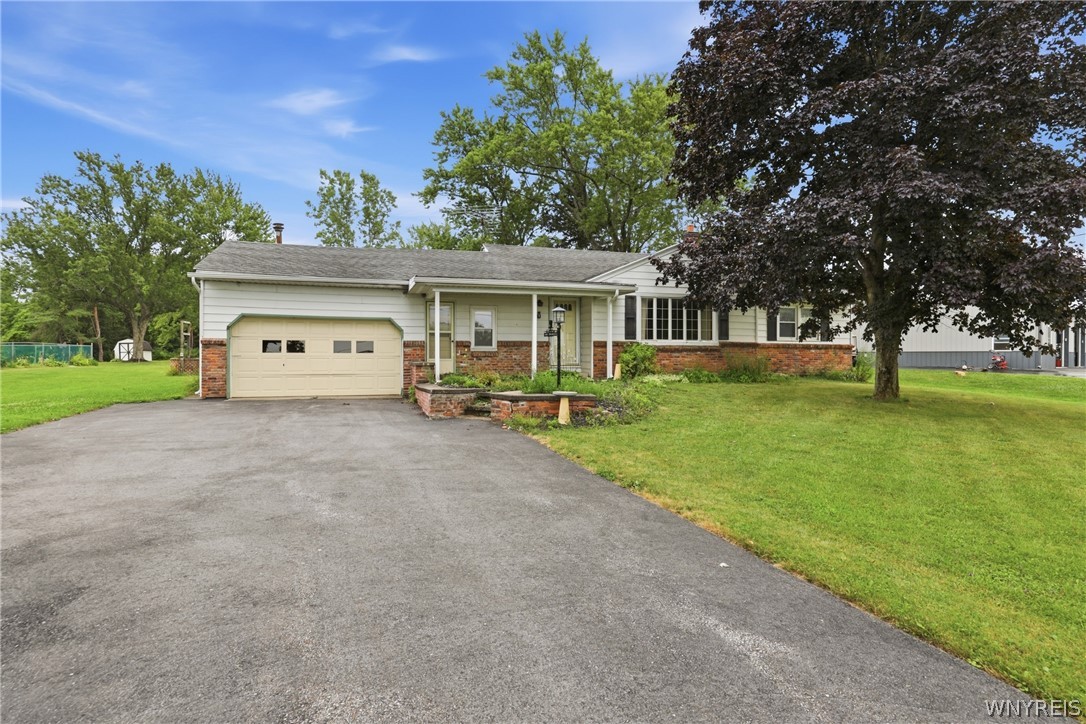 1186 Sumner Road Darien, NY 14040 - Photo 4 of 32 Gallery Image 4