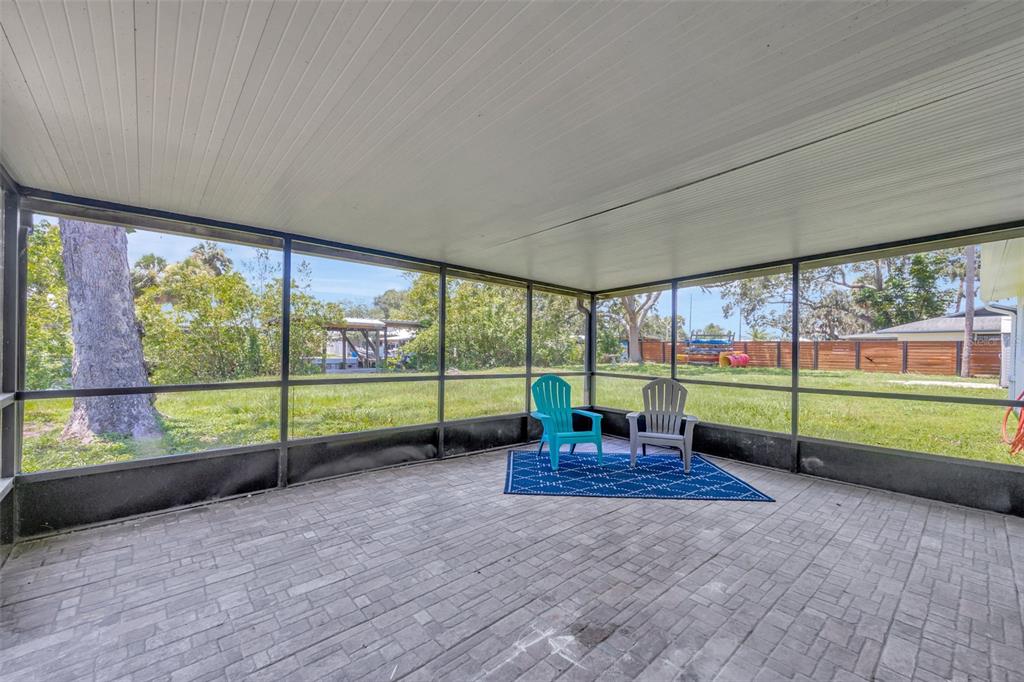 9935 River Drive Gibsonton, FL 33534 - Photo 6 of 29 a view of park with large trees