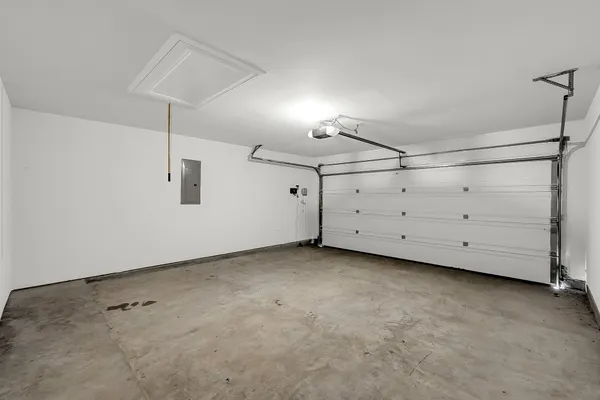 $2,500 | 328 Rise Lane, Montgomery, TX 77316