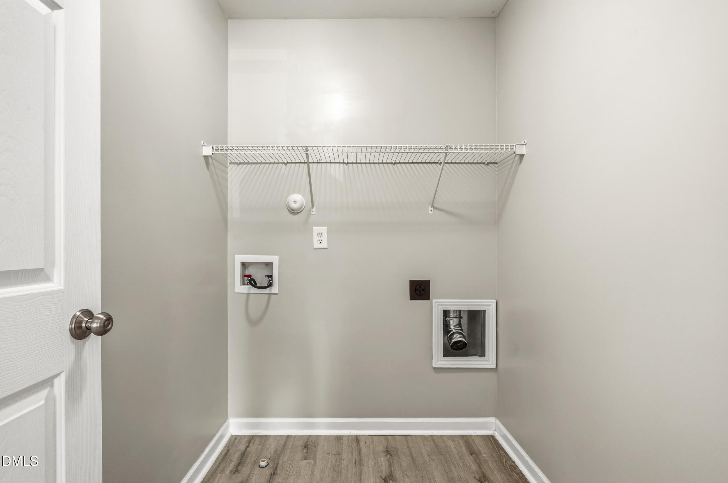 112 Ryder Cup Circle Raleigh, NC 27603 - Photo 18 of 45 a view of bathroom with a window
