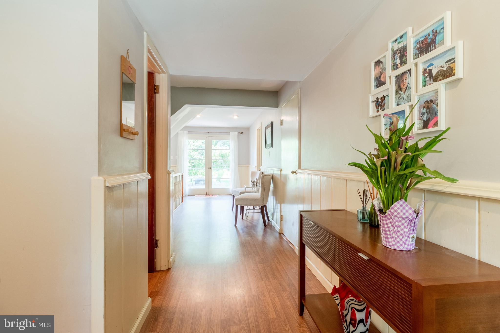 Bright front to back foyer entry