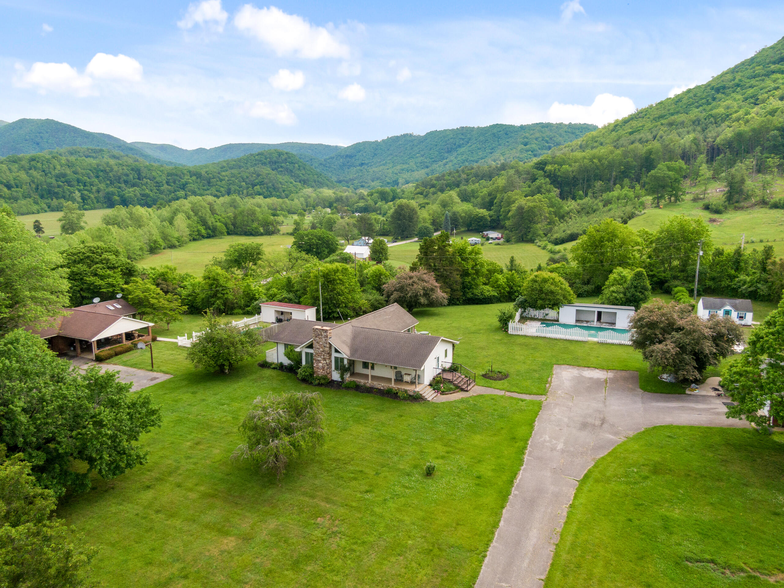 2844 Forage Road Shawsville, VA 24162 - Photo 3 of 54 2844-Forage-Rd-Shawsville-56