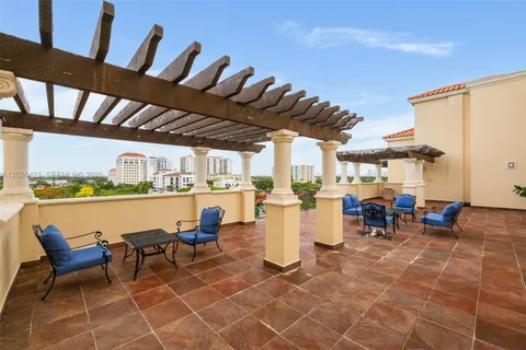 $3,500 | 101 Sidonia Avenue, Unit 404, Coral Gables, FL 33134