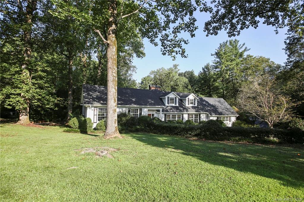 3242 Mountainbrook Road Charlotte, NC 28210 - Photo 3 of 32 Gallery Image 3