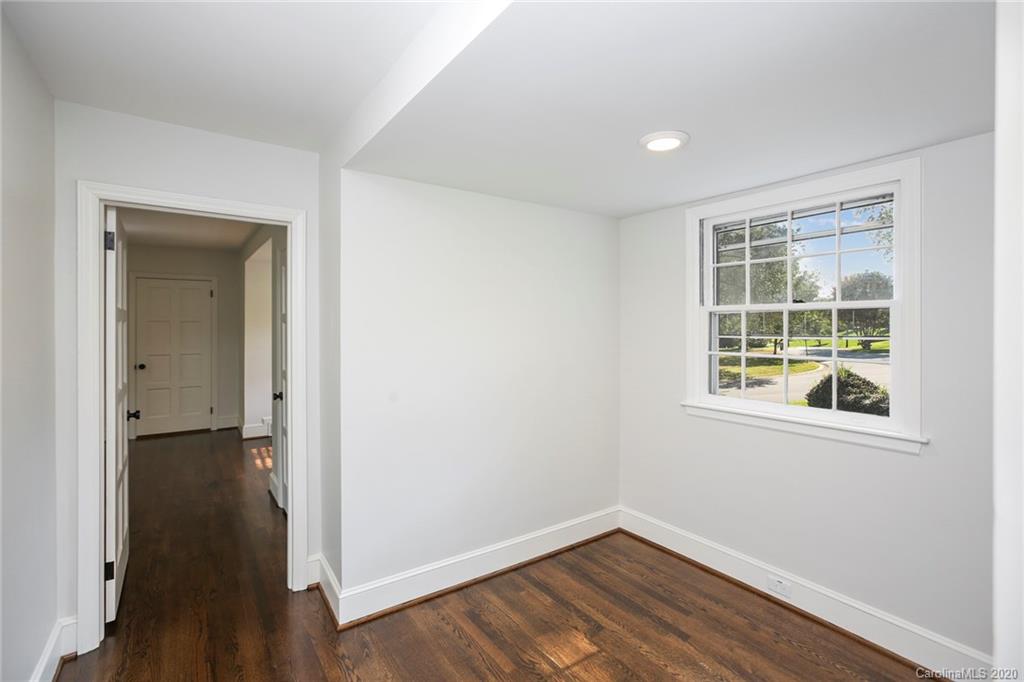 3242 Mountainbrook Road Charlotte, NC 28210 - Photo 22 of 32 Gallery Image 22